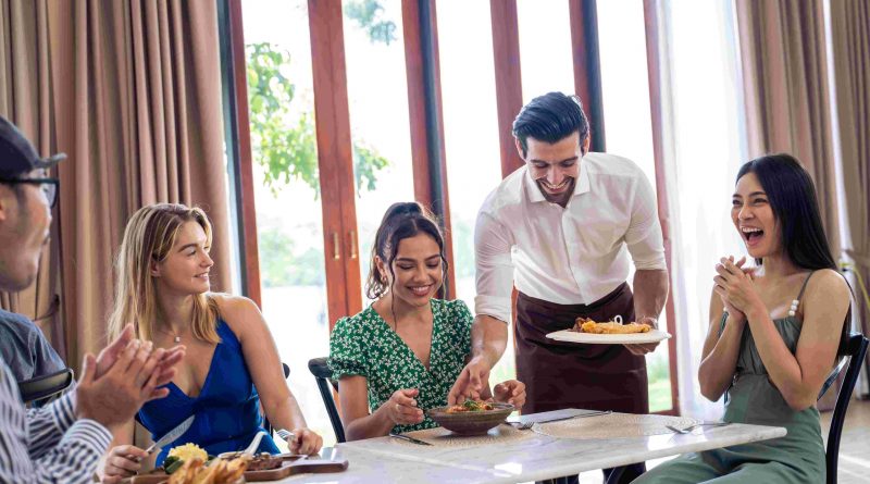 Prevent Hospitality Compliance Penalties How CloudApper hrPad Extends UKG for Real‑Time Enforcement